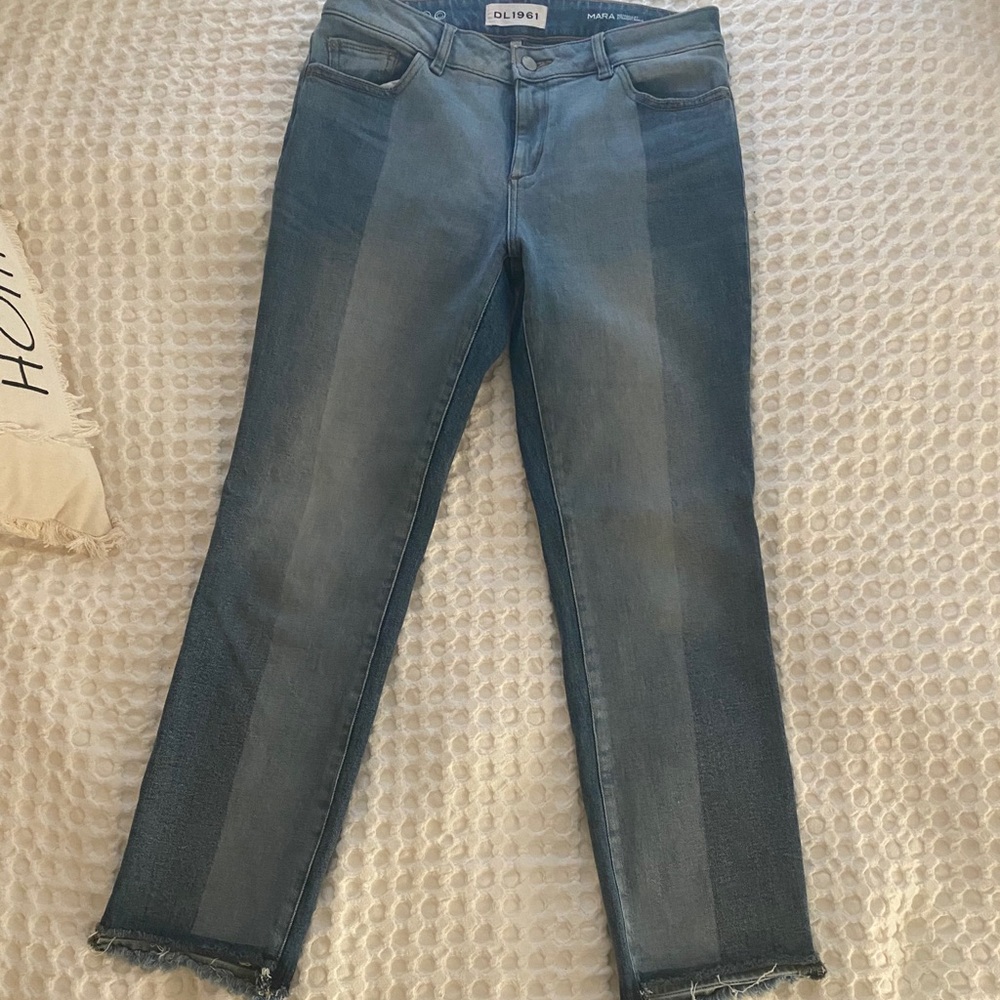 DL1961 Mara Straight Ankle Jean